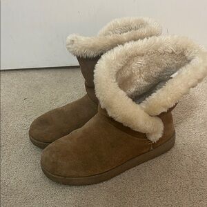 Universal thread Brown Fur-Lined Boots size 6